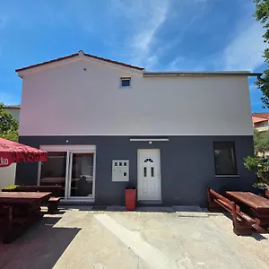 Vanessa Apartment